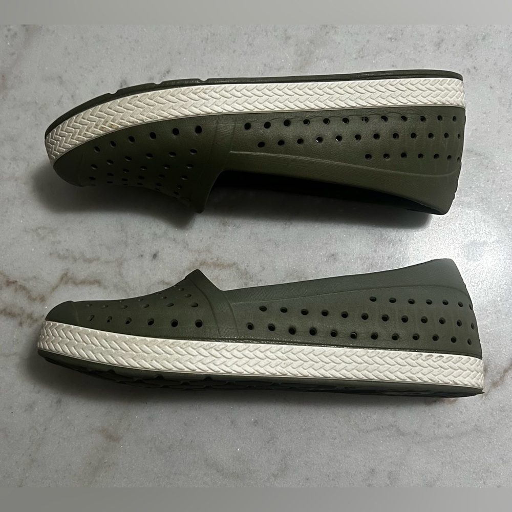 Joybees Women's Espadrille shoes in the Dusty Olive Size 8